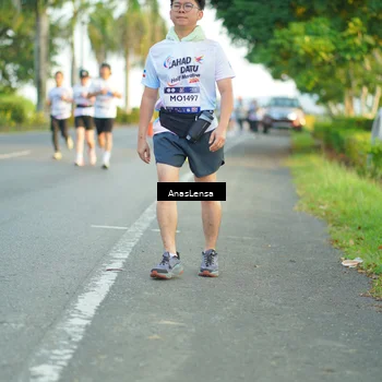 Runner Photo 7764928