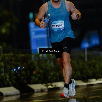 Runner Photo 7764953