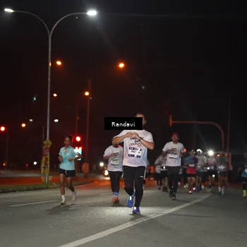 Runner Photo 7764967
