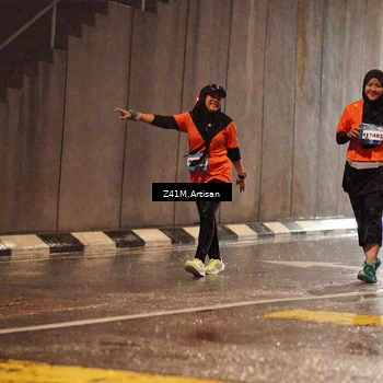 Runner Photo 7765001