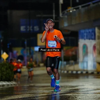 Runner Photo 7765002