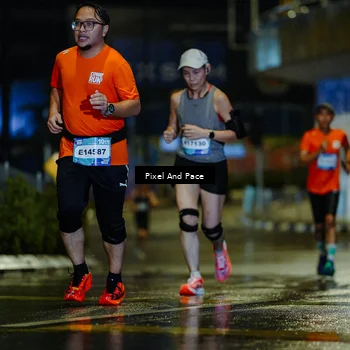 Runner Photo 7765009