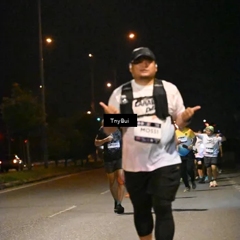 Runner Photo 7765014