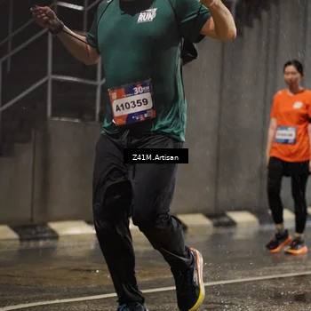 Runner Photo 7765019