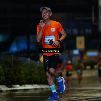 Runner Photo 7765023