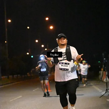Runner Photo 7765032