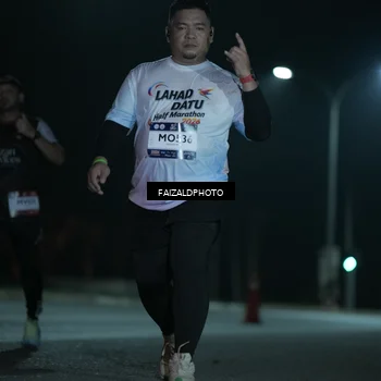 Runner Photo 7765037