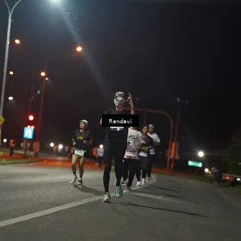 Runner Photo 7765041