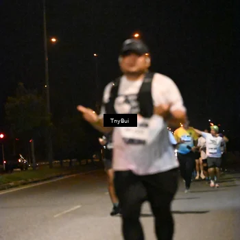 Runner Photo 7765043