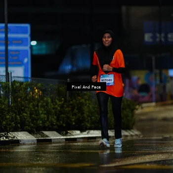 Runner Photo 7765063