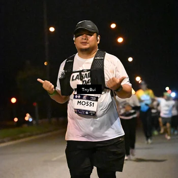 Runner Photo 7765073