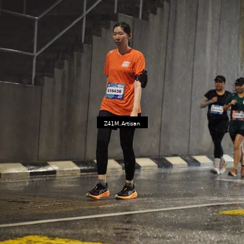 Runner Photo 7765076