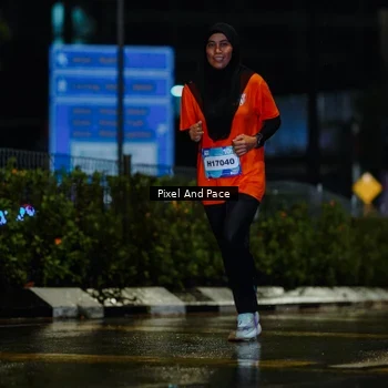 Runner Photo 7765079