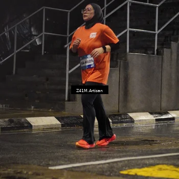 Runner Photo 7765081