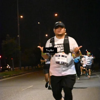Runner Photo 7765094