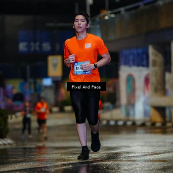 Runner Photo 7765104