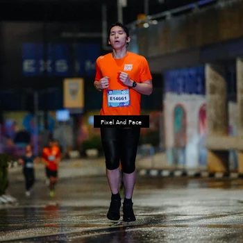 Runner Photo 7765111