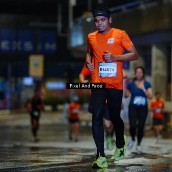 Runner Photo 7765138