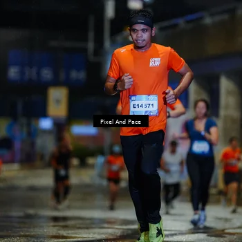 Runner Photo 7765147