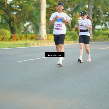 Runner Photo 7765149