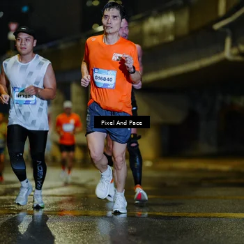 Runner Photo 7765190