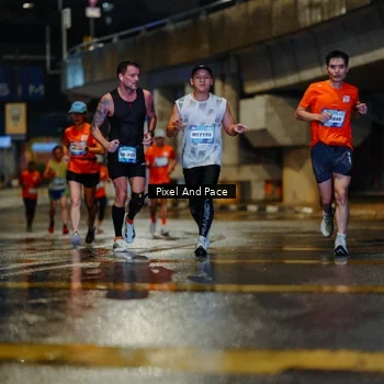 Runner Photo 7765193