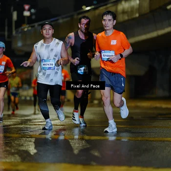 Runner Photo 7765195