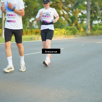 Runner Photo 7765196