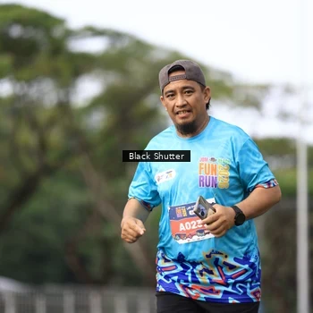 Runner Photo 7765216