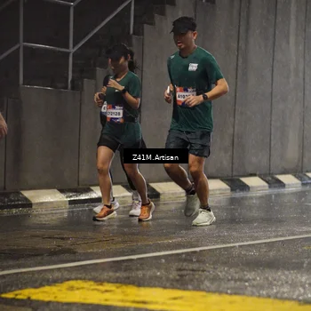 Runner Photo 7765224