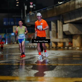 Runner Photo 7765237