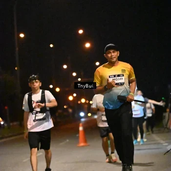 Runner Photo 7765241