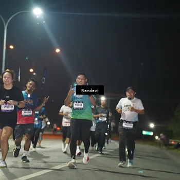 Runner Photo 7765243
