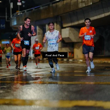 Runner Photo 7765250