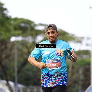 Runner Photo 7765257