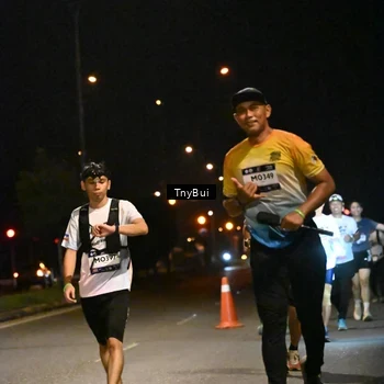 Runner Photo 7765271