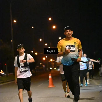 Runner Photo 7765275