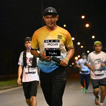 Runner Photo 7765289