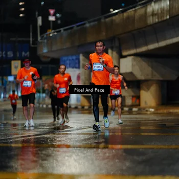 Runner Photo 7765338