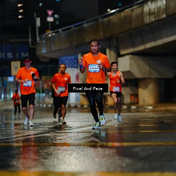 Runner Photo 7765339