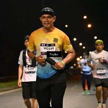 Runner Photo 7765350
