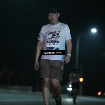 Runner Photo 7765352