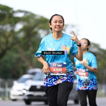 Runner Photo 7765380