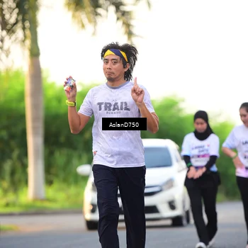 Runner Photo 7765384