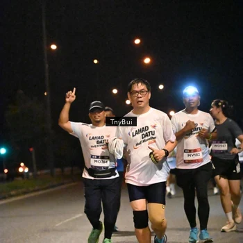 Runner Photo 7765388
