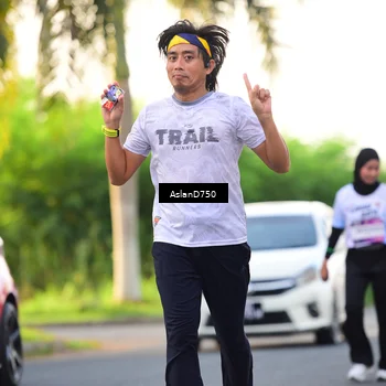 Runner Photo 7765390