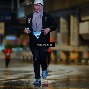 Runner Photo 7765401
