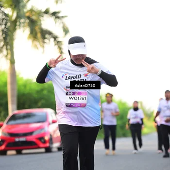 Runner Photo 7765404
