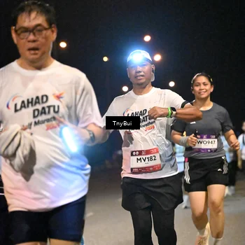 Runner Photo 7765411