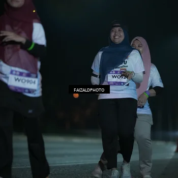 Runner Photo 7765437